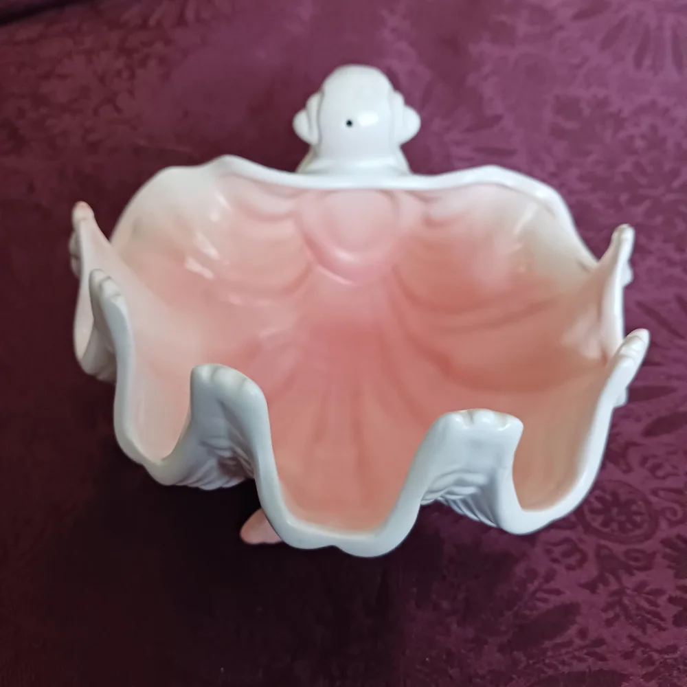 Shell dish - Picture 2 of 3